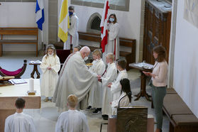 Feier der 1. Heiligen Kommunion in Sankt Crescentius (Foto: Karl-Franz Thiede)